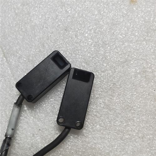 库存全新松下光电传感器 LA-305P+LA-305D 原装拆机一对需询价