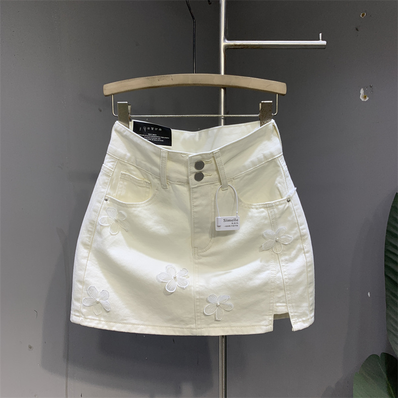 夏季时尚立体花朵百搭钉珠牛仔半身裙新款高腰显瘦a字防走光短裙