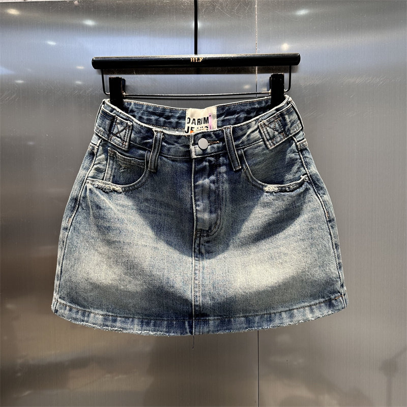 复古蓝色磨破口袋洋气设计牛仔半身裙女2026年春夏新款防走光短裙