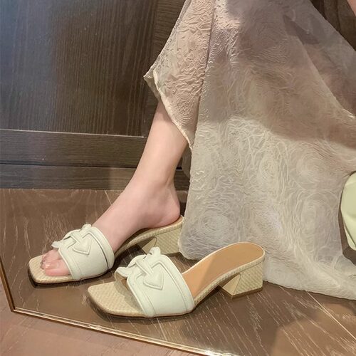 粗跟高跟凉拖鞋一字拖鞋女