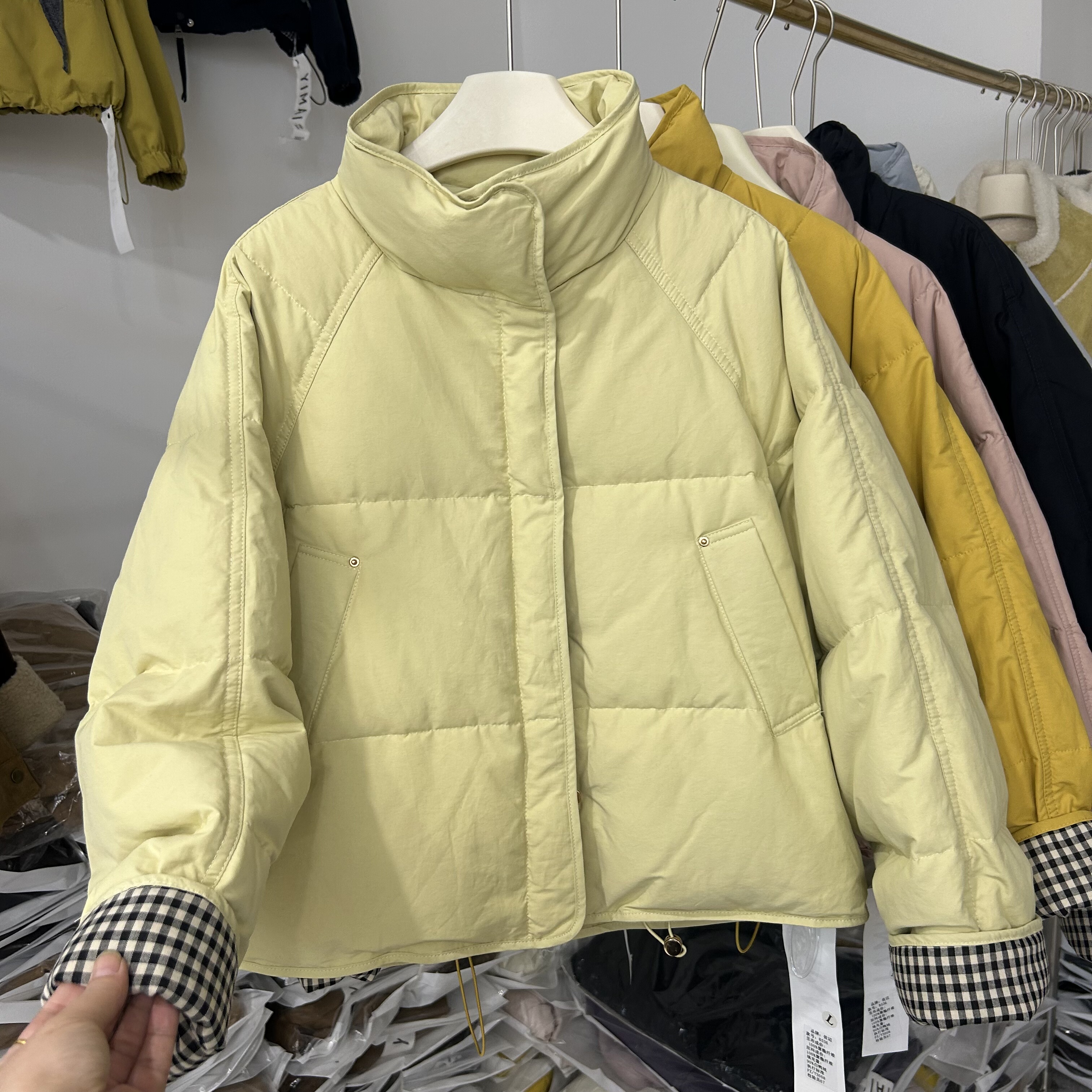 韩系立领格纹拼接袖口短款羽绒服女2025冬季小个子面包服外套上衣