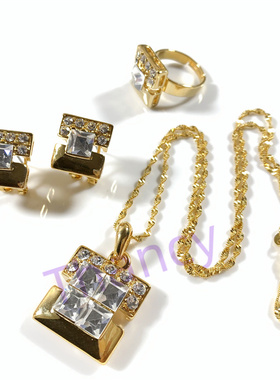 方块耳扣项链戒指套装