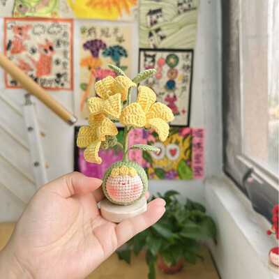 手工钩织连翘花团子花束毛线编织成品摆件礼物送人装饰手工编织