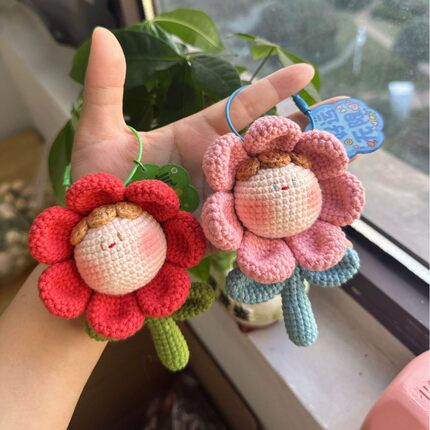 成品手工毛线钩织七色花团子礼物编织七彩花花多巴胺配色包包挂饰
