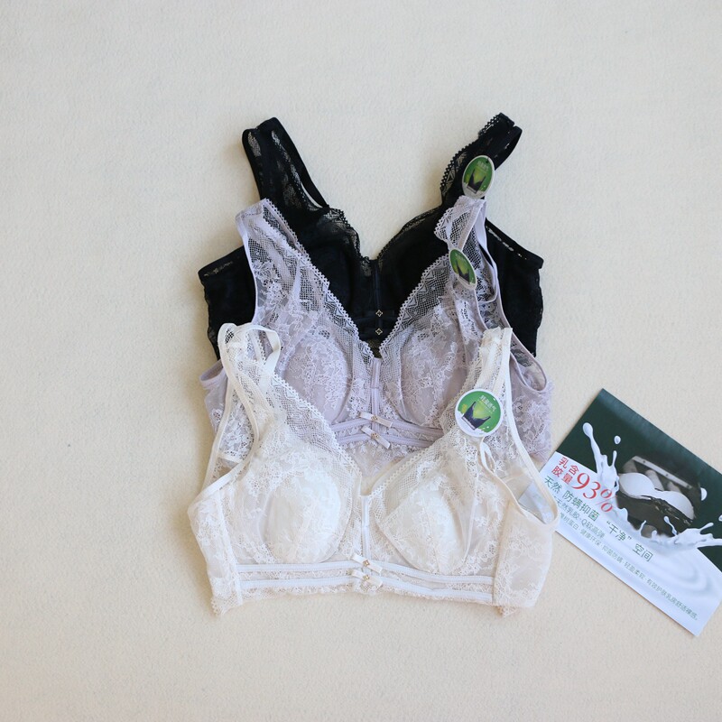 诠释了女性柔美/ 乳胶水晶杯文胸内衣深v杯型软钢圈大胸显小内衣