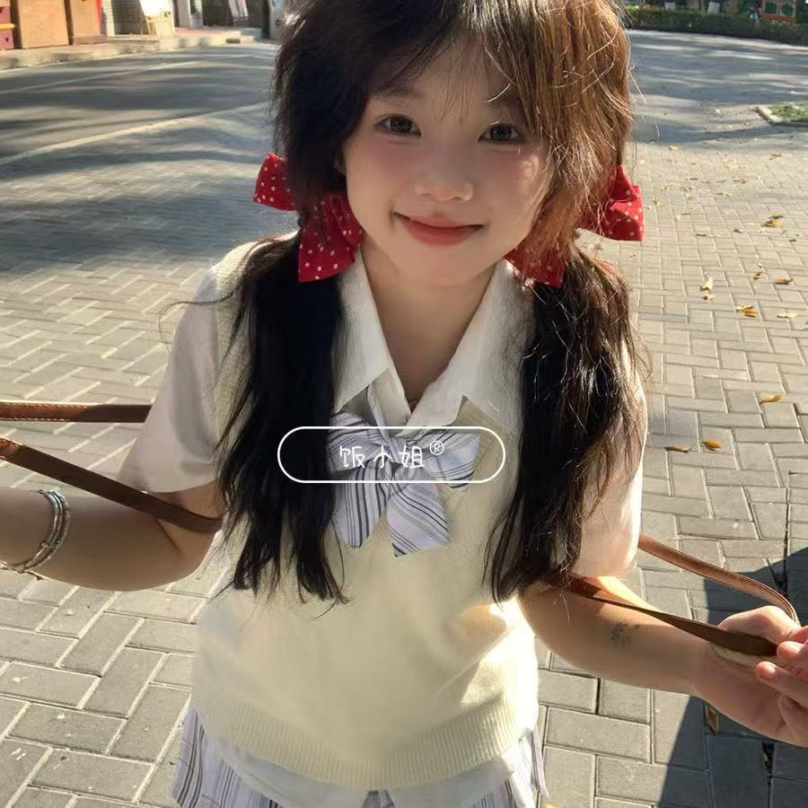 JK制服秋冬无袖套头V领马甲背心女日系学院风毛衣针织衫叠穿上衣