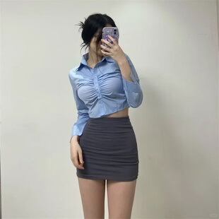 收腰蓝色衬衫女设计感褶皱上衣女性感修身长袖衬衣短款包臀裙春秋