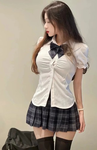 季学院风泡泡袖白色衬衣jk套