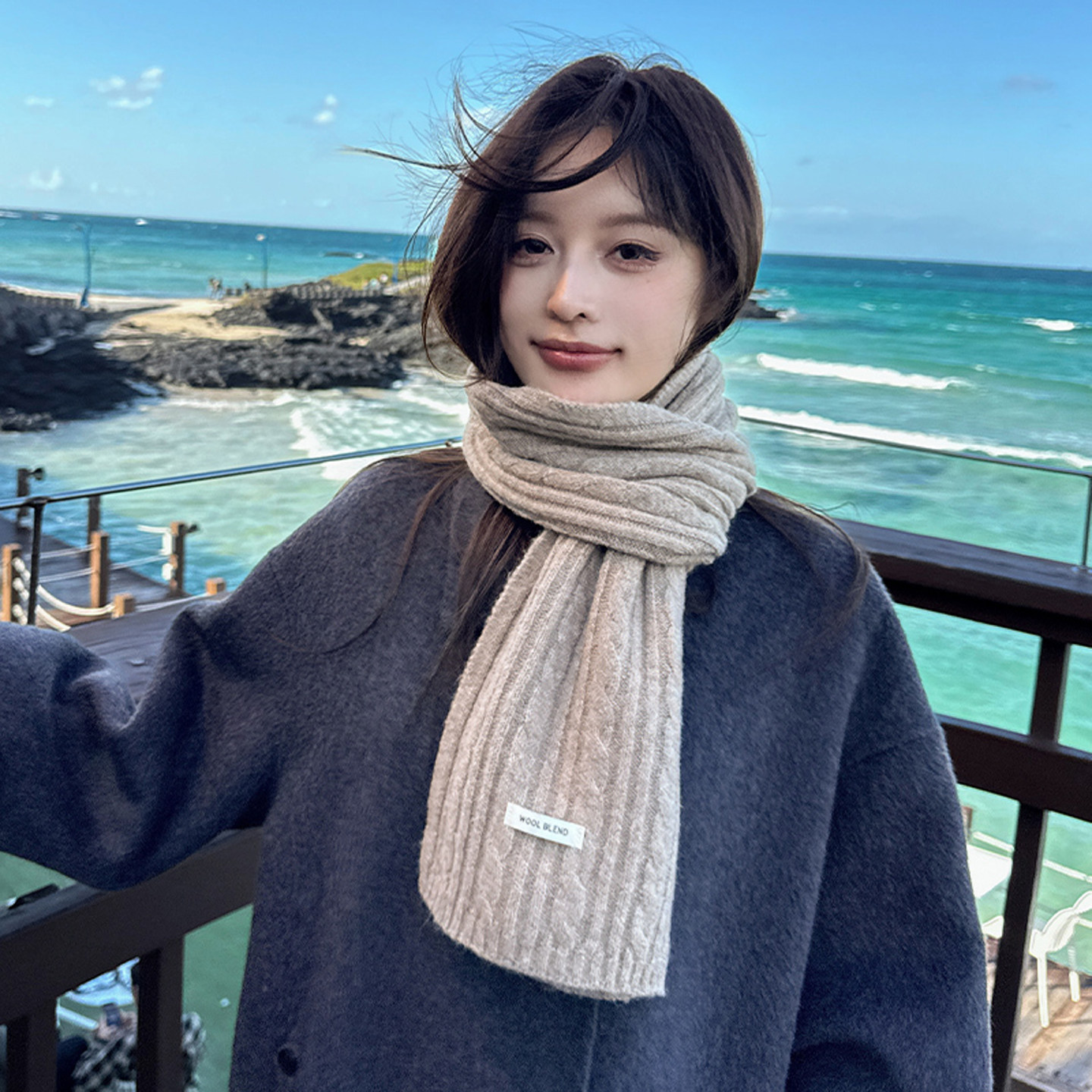 羊毛混纺围巾女款2026新款秋冬学生纯色针织带标麻花韩版百搭围脖