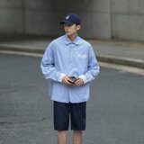蓝色