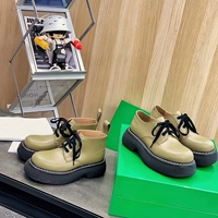 Martens, флисовые короткие сапоги на платформе, зеленая обувь для кожаной обуви, коллекция 2023, из натуральной кожи