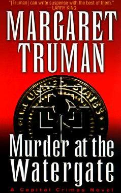 【预订】Murder at the Watergate