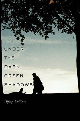 【预售】Under the Dark Green Shadows