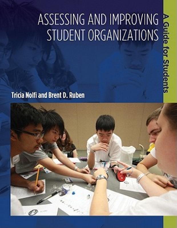 【预售】Assessing and Improving Student Organizations: A