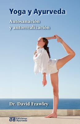 【预售】Yoga y Ayurveda