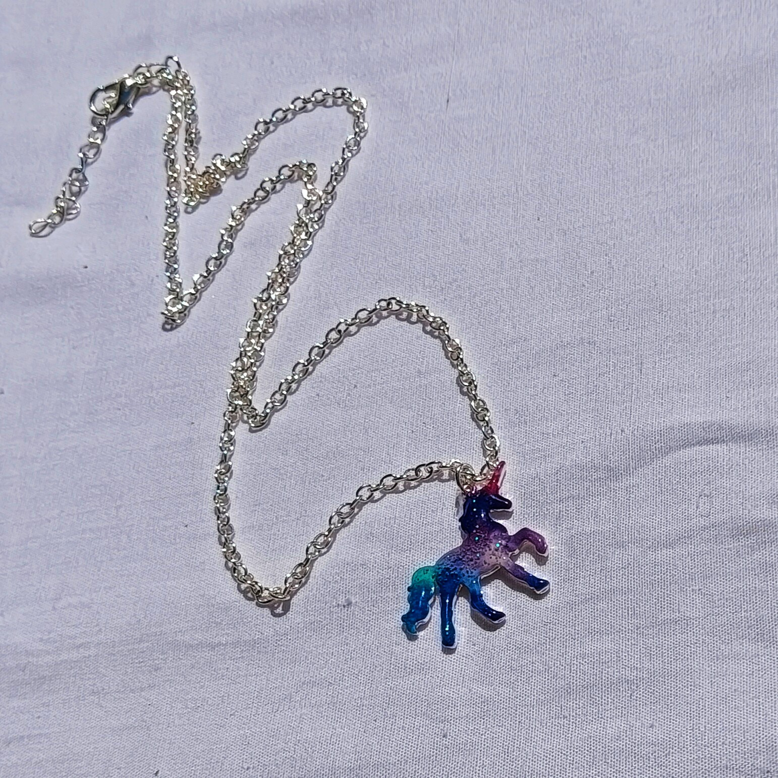 Taobao's Hidden Gem: Abstract Horse Export Necklace Steal! - Product image 3