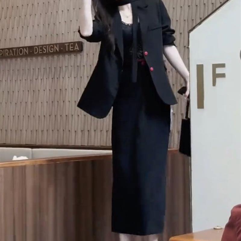 欧洲站时尚减龄套装裙2025早秋新款撞色拼接韩版西服外套+半身裙