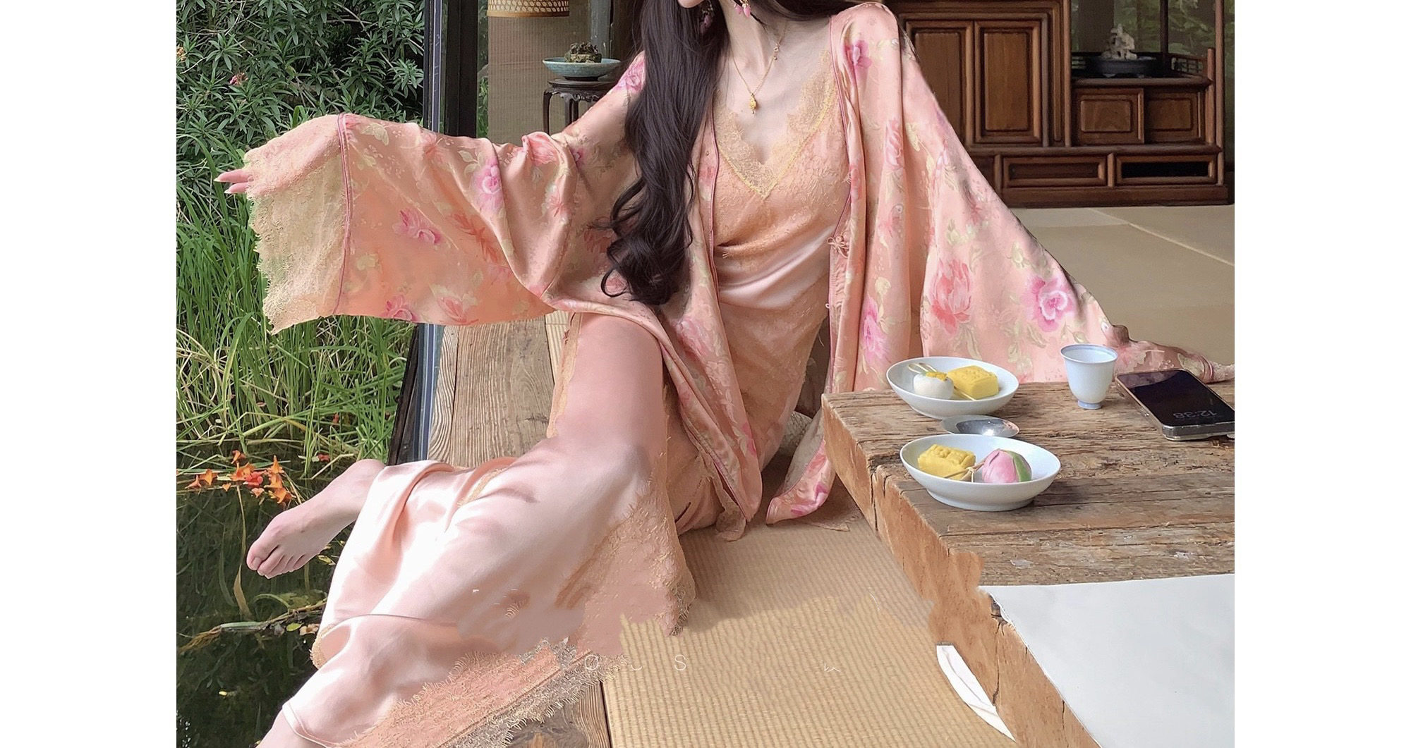 【镜花辞】秋新款新中式定染金线蕾丝花边拼接吊带连衣裙套装女