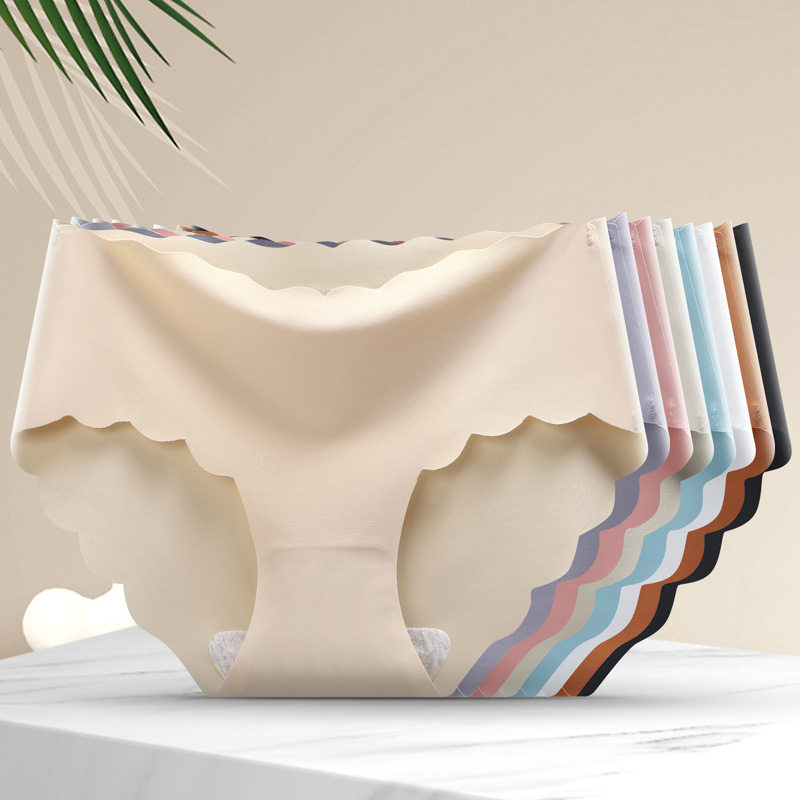 爆款冰丝无痕一片式内裤女士舒适中腰纯棉底裆三角裤大码厂家,女士内衣/男士内衣/家居服,男三角内裤,淘宝优惠券,粉丝福利购,淘宝优惠卷