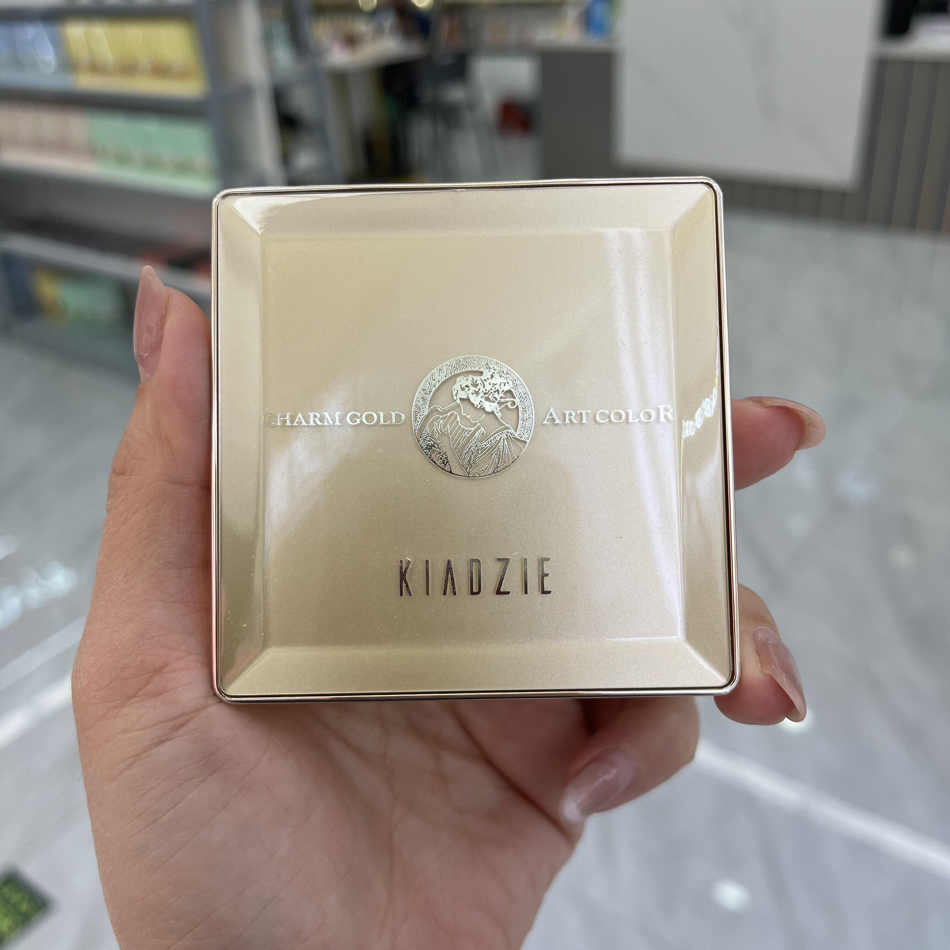 卡芝魅金鎏金恒颜水润气垫BB霜水润服帖不卡粉修饰肤色提亮遮瑕