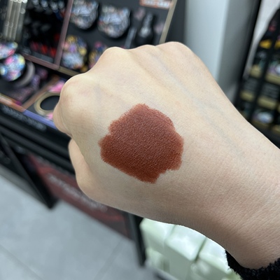 板栗棕口红港风焦糖色显白哑光