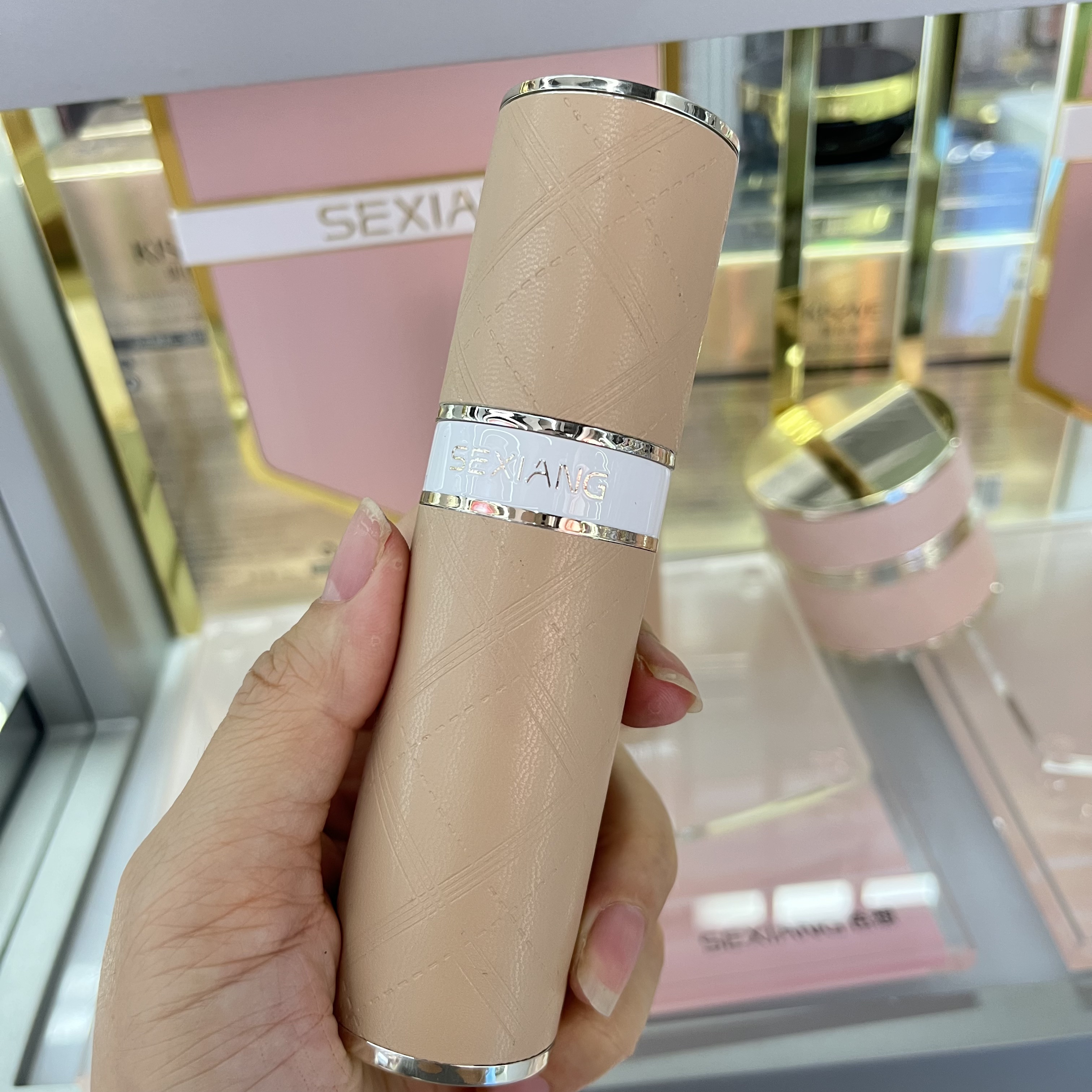 色想皮革隔離霜妝前打底修飾保濕隱形毛孔遮瑕隔離乳服帖