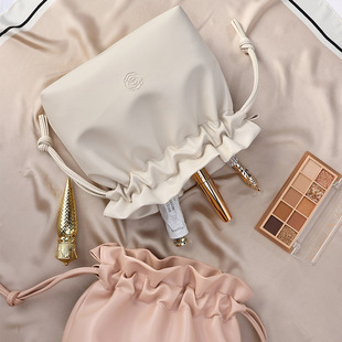 新款懒人化妆包大容量ins风高颜值旅行收纳袋随身手拿便携