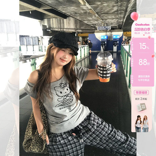 你的鱼 人鱼Kitty+韩女神裤 微胖mm斜肩宽松短袖上衣格纹休闲裤