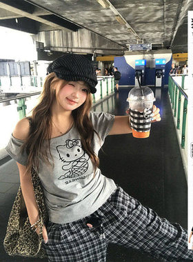 你的鱼 人鱼Kitty+韩女神裤 微胖mm斜肩宽松短袖上衣格纹休闲裤