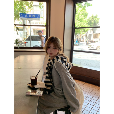 你的鱼 慵懒周末 韩系微胖mm慵懒针织假两件条纹披肩显瘦休闲套装