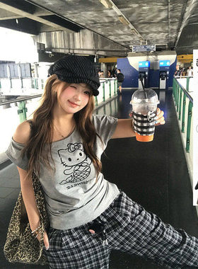 你的鱼 人鱼Kitty+韩女神裤 微胖mm斜肩宽松短袖上衣格纹休闲裤