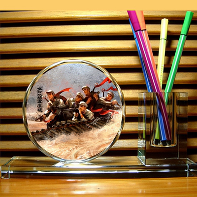 长征巧渡金沙江摆设纪念品礼物红军礼品收藏品模型水晶笔筒摆件