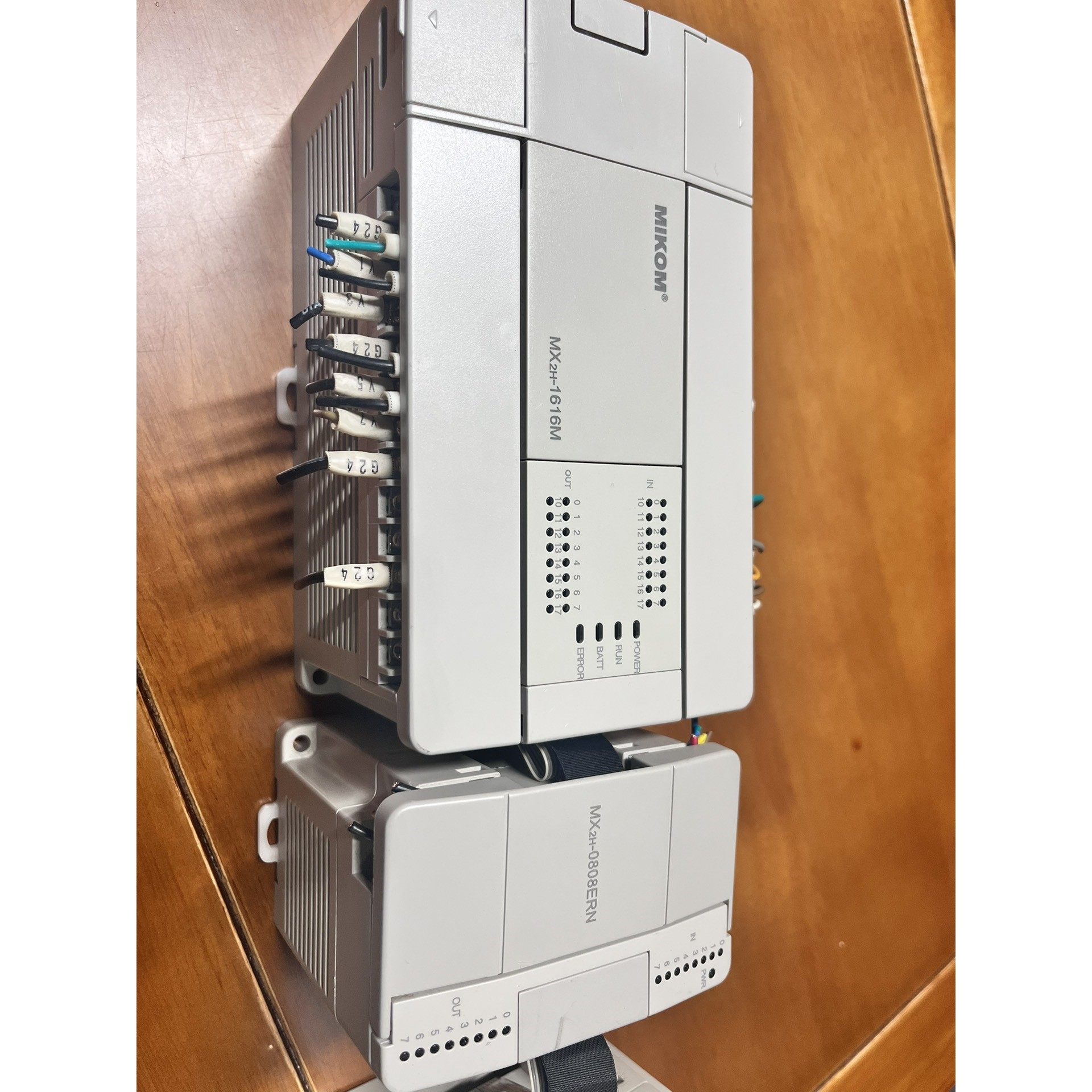 PLC型号MX2H1616MT加扩展MX2工业备件