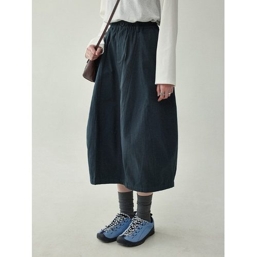 设计感小众灯笼裙半身裙女松紧腰春秋款宽松休闲中长款花苞工装裙