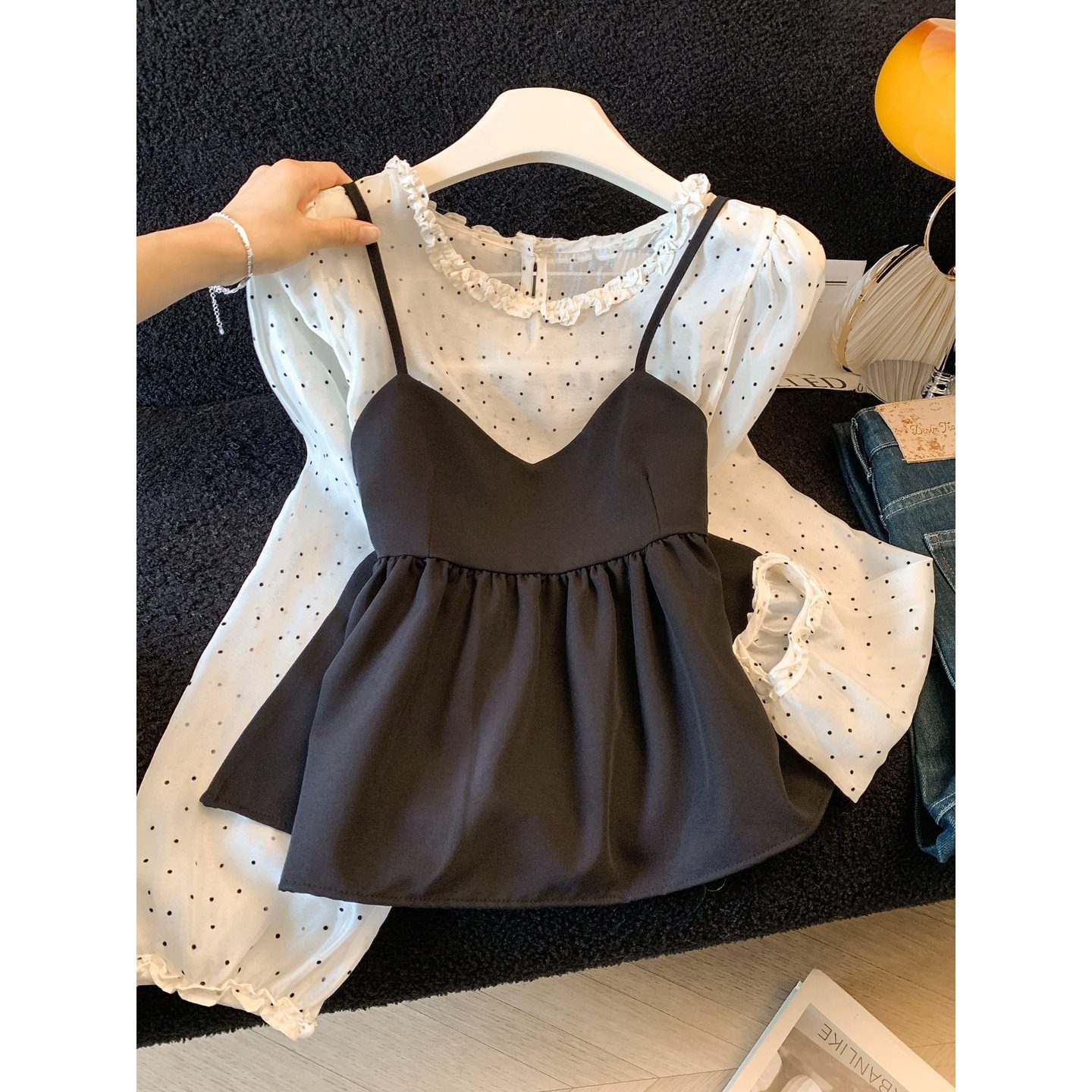 韩系木耳花边波点长袖T恤女春秋内搭黑色吊带背心高级轻奢两件套,女装/女士精品,时尚套装,淘宝优惠券,粉丝福利购,淘宝优惠卷