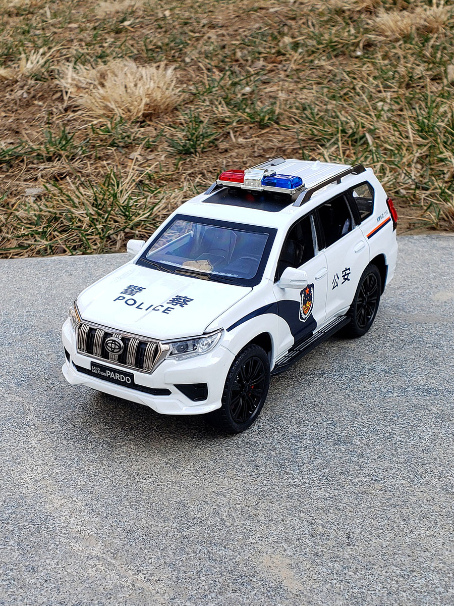 1:22丰田霸道普拉多合金汽车模型仿真公安特警车警察车模男玩具车