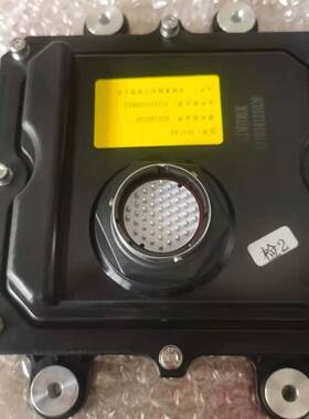 适用豪沃T5GT7汕德卡豪瀚国五后处理尿素泵DUC电脑版AZ1034121020