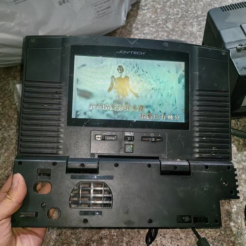 议价ps2 专用外设液晶显示器，可以完全匹配ps2主机，屏幕显示可
