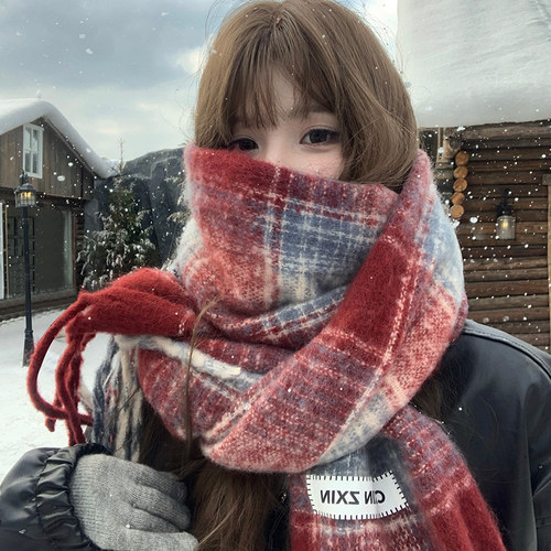 艾佳微格子围巾女冬季