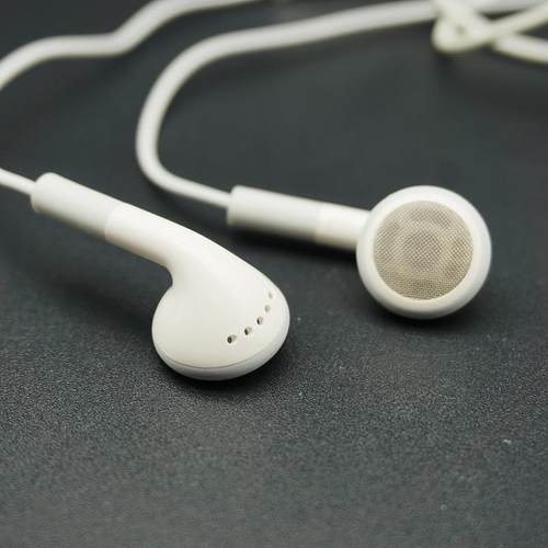 重低音E808耳塞式耳机