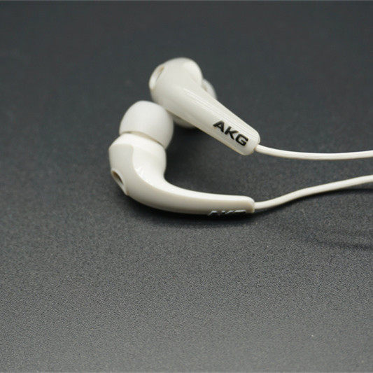 大牌库存猛货 当年的经典塞子 入耳式耳机 满满回忆