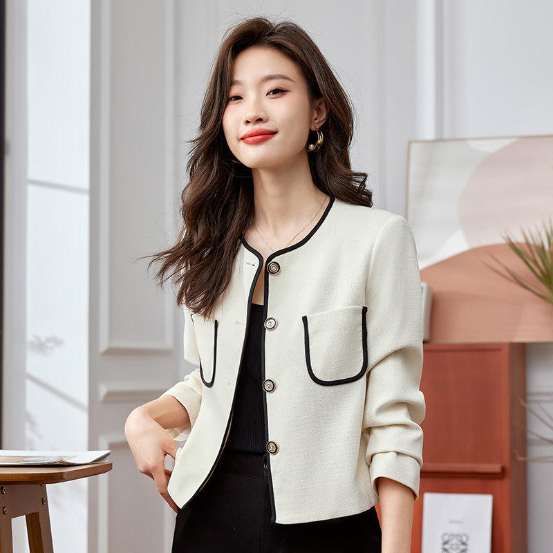 无领西装外套女春秋2025新款高级感休闲短款小个子修身小西服上衣