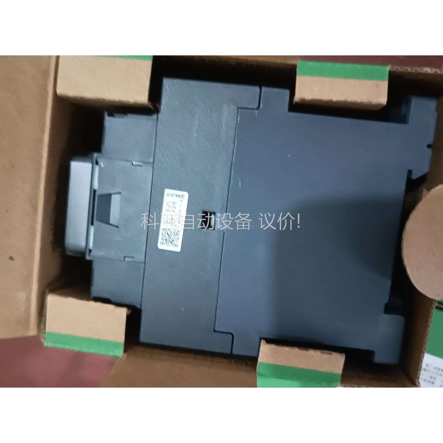 触器LC1D09BDC，正品原包装，新款黑，剩9（议价）