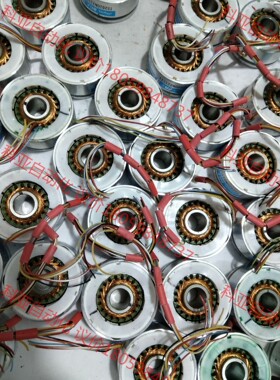 多摩川编码器TS2620N221E11二手拆机功能正常实物图