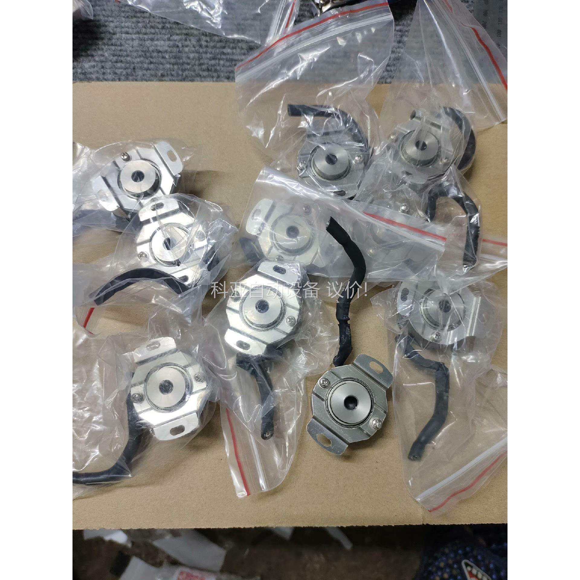 S17Bit编码器，外圆尺寸35mm，内径直6mm直孔。成色（议价）