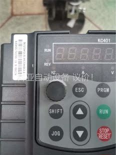 变频器2.2KW/4.0KW的，牌子不认识，具体型号看片，(议价)