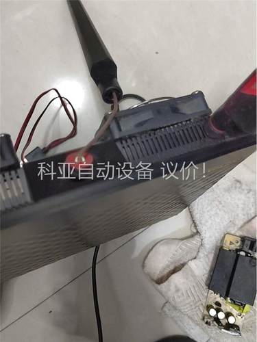 华硕Ac1900路由器，单机没电源，后面配二个散热风扇。一条(议价)