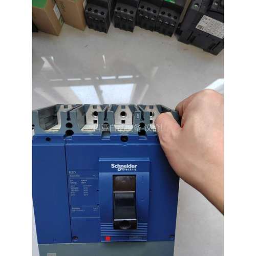 EZD630E 4P 500A（议价）