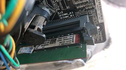 华硕H110M-E/M主板套装、CPUi3-6100、8G内(议价)