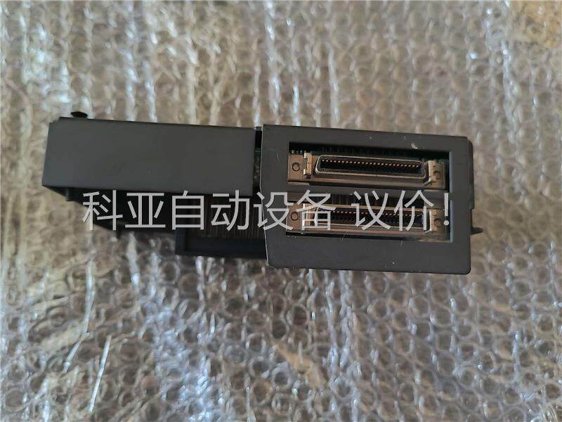 A9GT-BUS2S,三菱触摸屏通讯模块，成色很新，功能包好(议价)